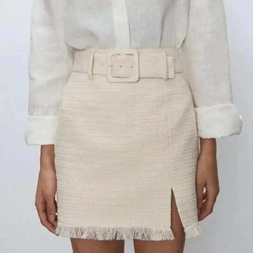 Aritzia Babaton Pristina Tweed Skirt